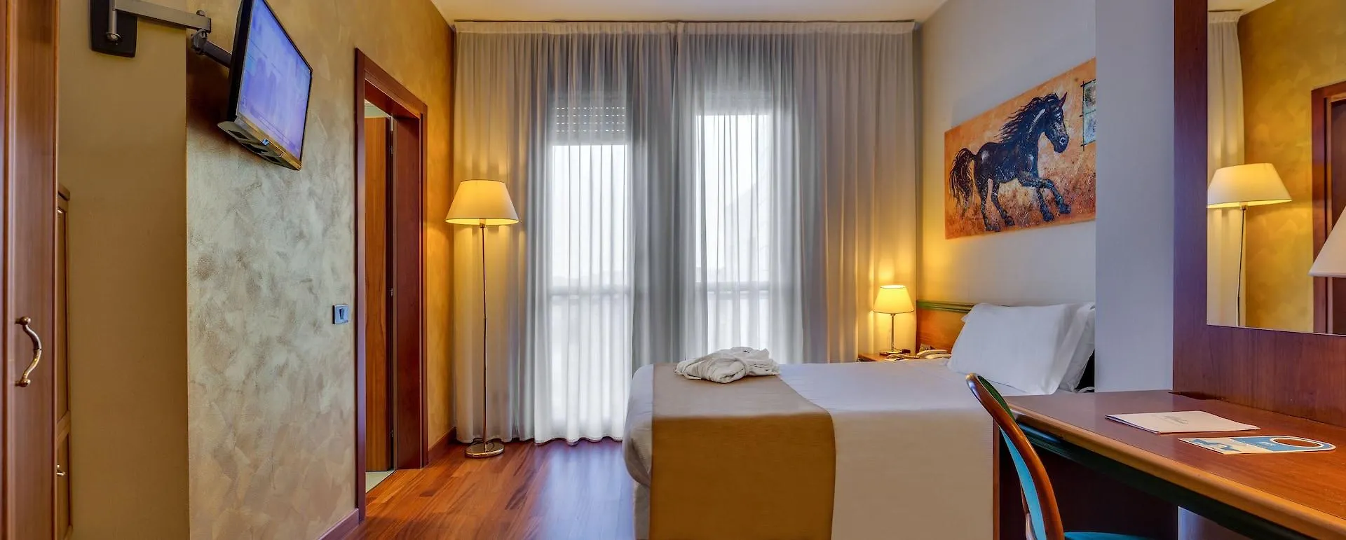 Hotel Raffaello Milan