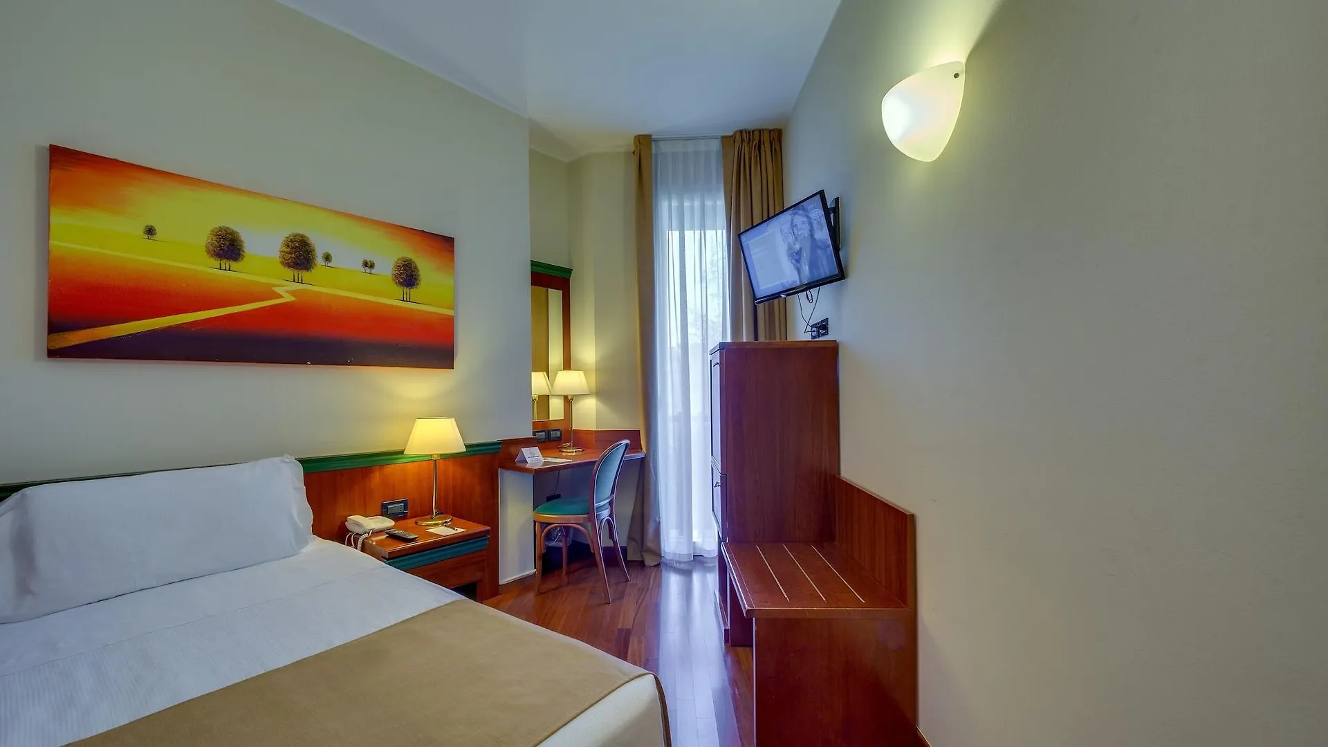 Hotel Raffaello Milan