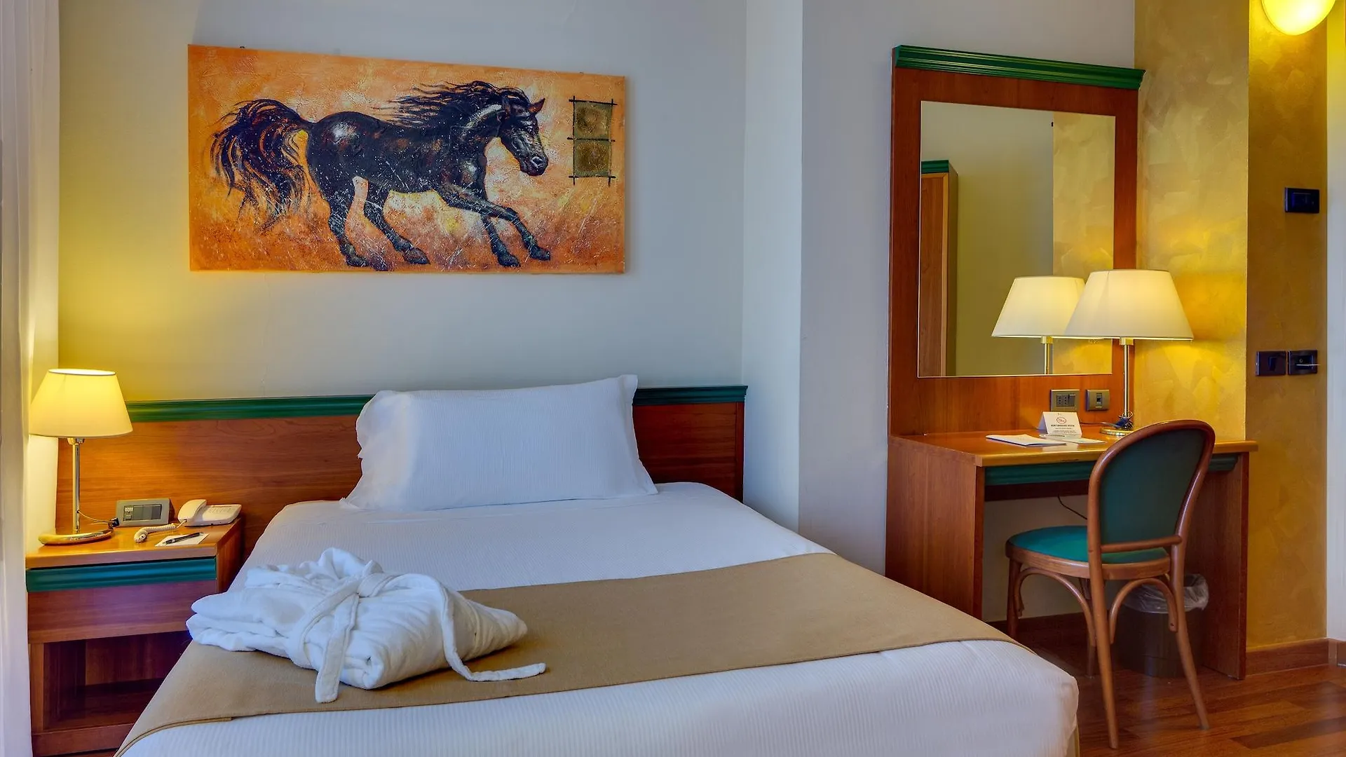 Hotel Raffaello Milan