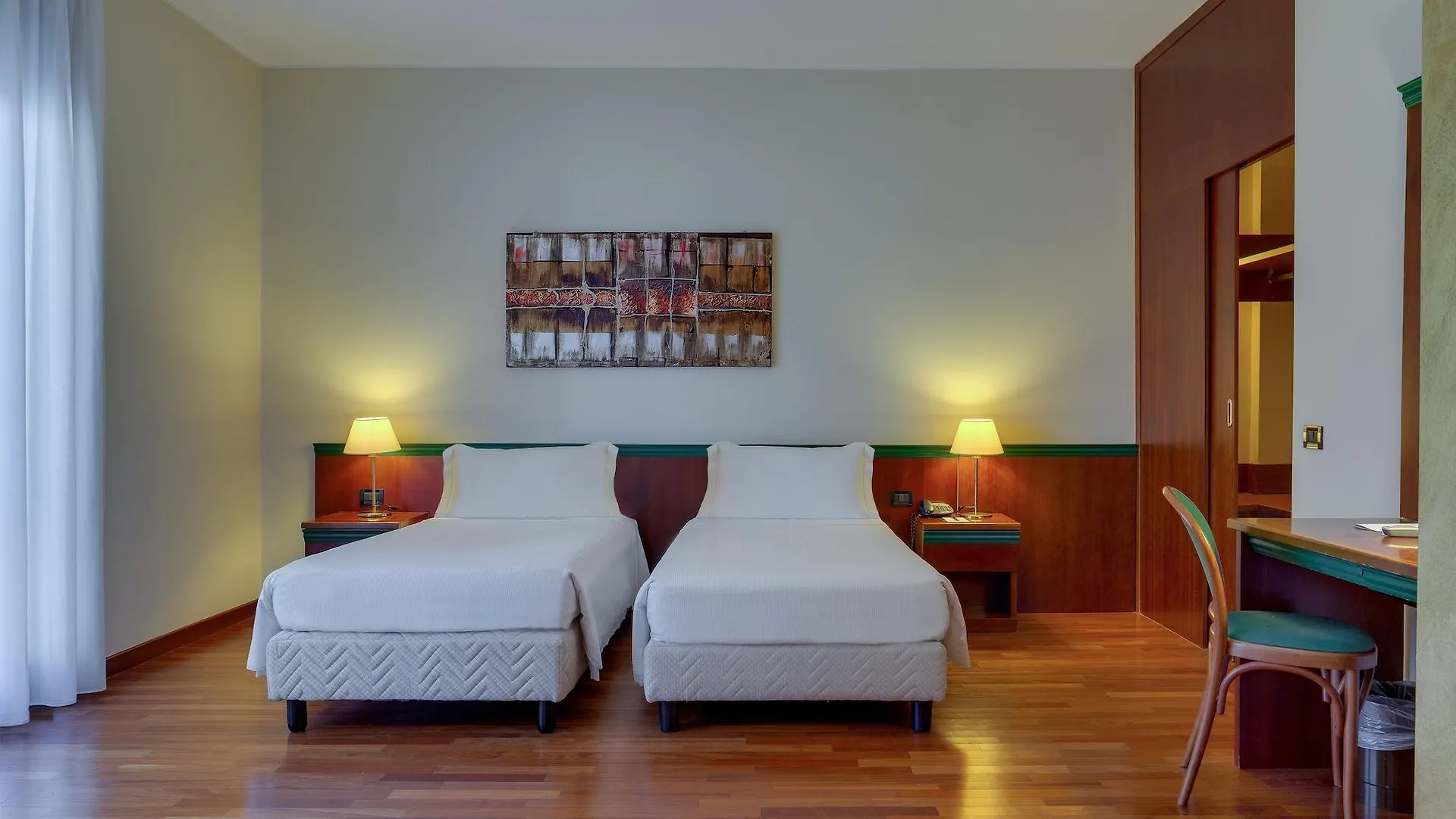 Hotel Raffaello Milan